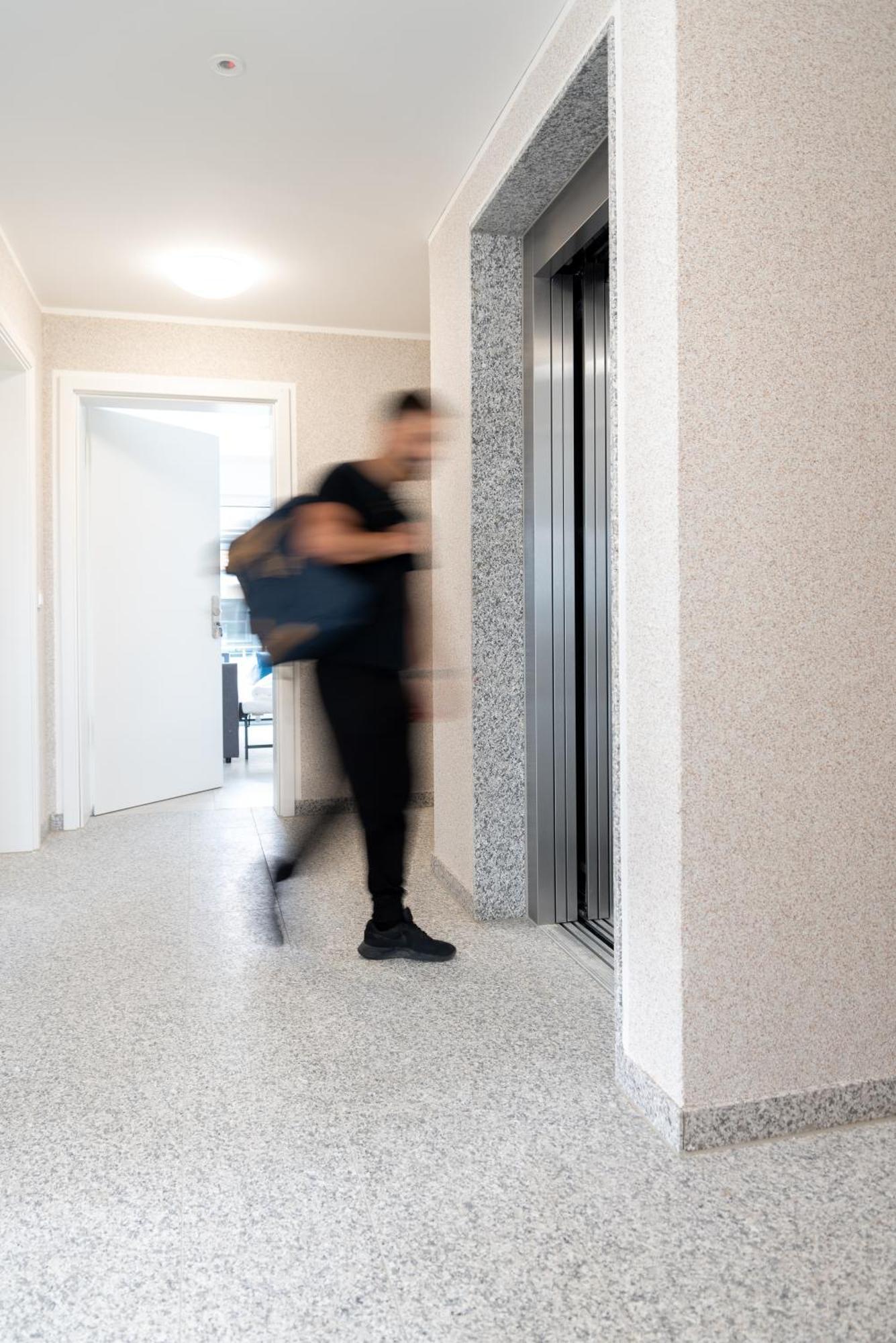 Moonliving Boutique Apartments By Munich Ехинг Екстериор снимка